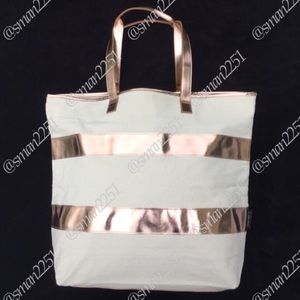 🌺NEW!🌺Lancôme Metallic Rose Gold & Cream Bag NEW!
